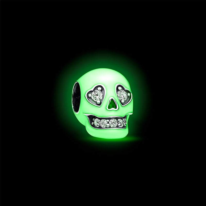 Glow-in-the-dark Sparkling Skull Charm