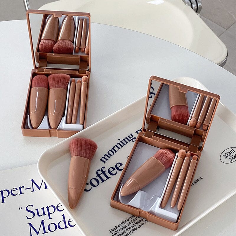 Portable Cosmetic Brush With Mirror