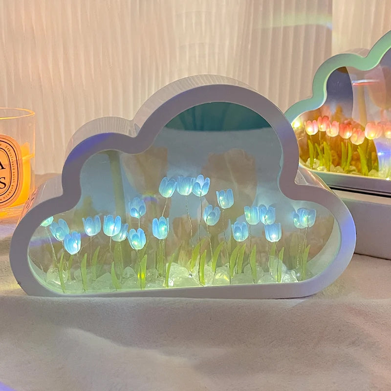 Cloud Tulip Lamp