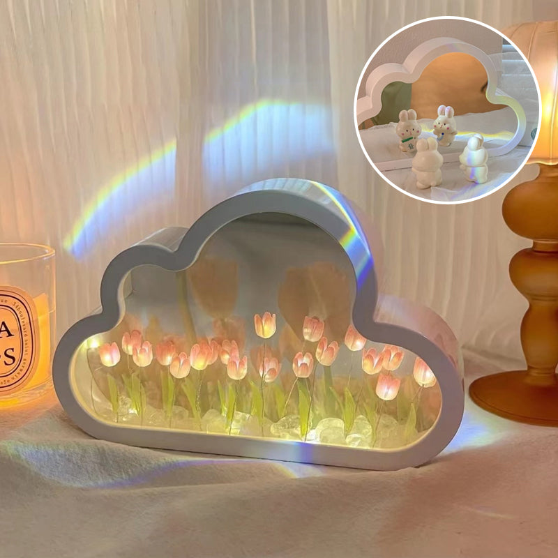 Cloud Tulip Lamp